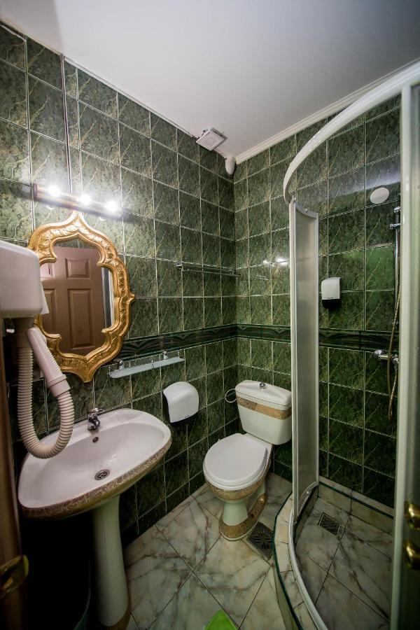 Hotel Darosy Αράντ Εξωτερικό φωτογραφία