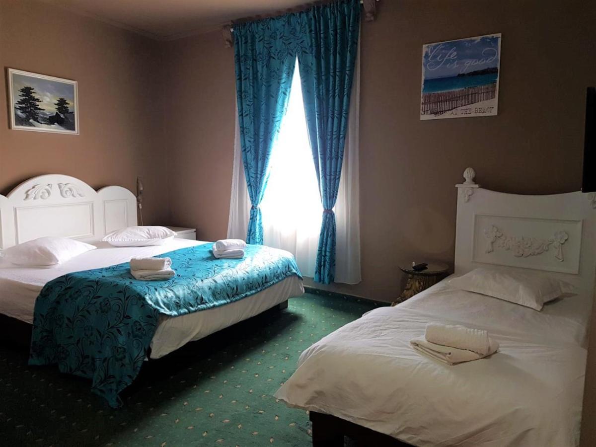 Hotel Darosy Αράντ Εξωτερικό φωτογραφία